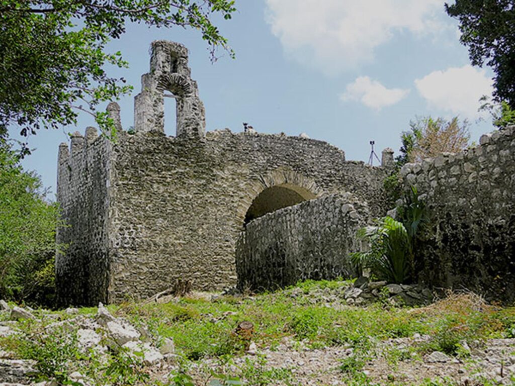 boca iglesia ruins