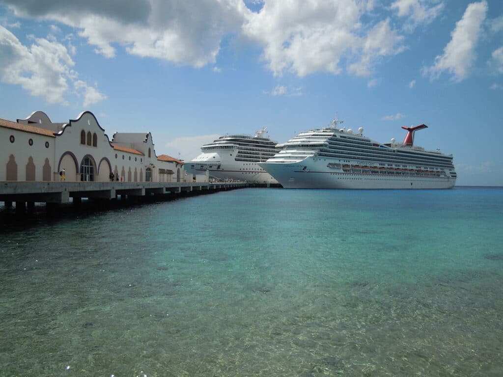 Transport and accommodation in Cozumel