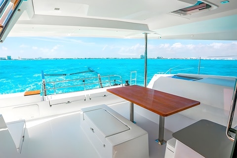 39 lagoon catamaran top view