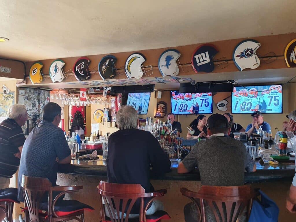 The best sports bars in Cozumel