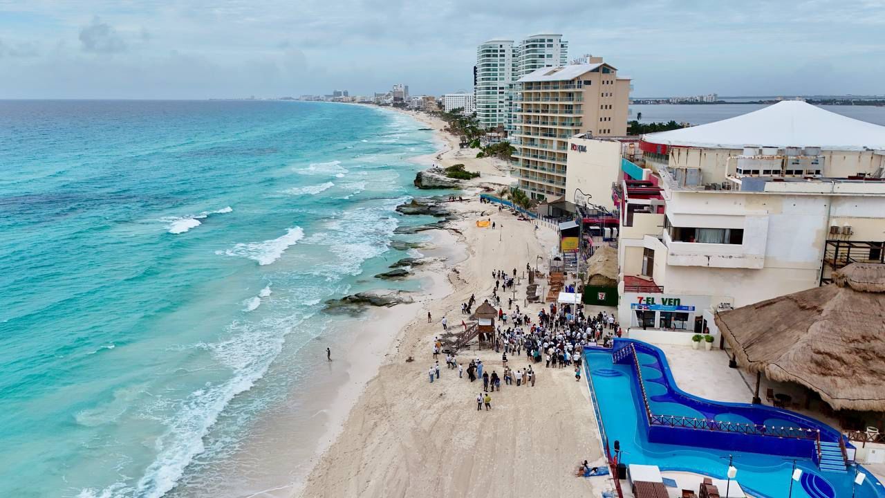 Forum Beach in Cancun