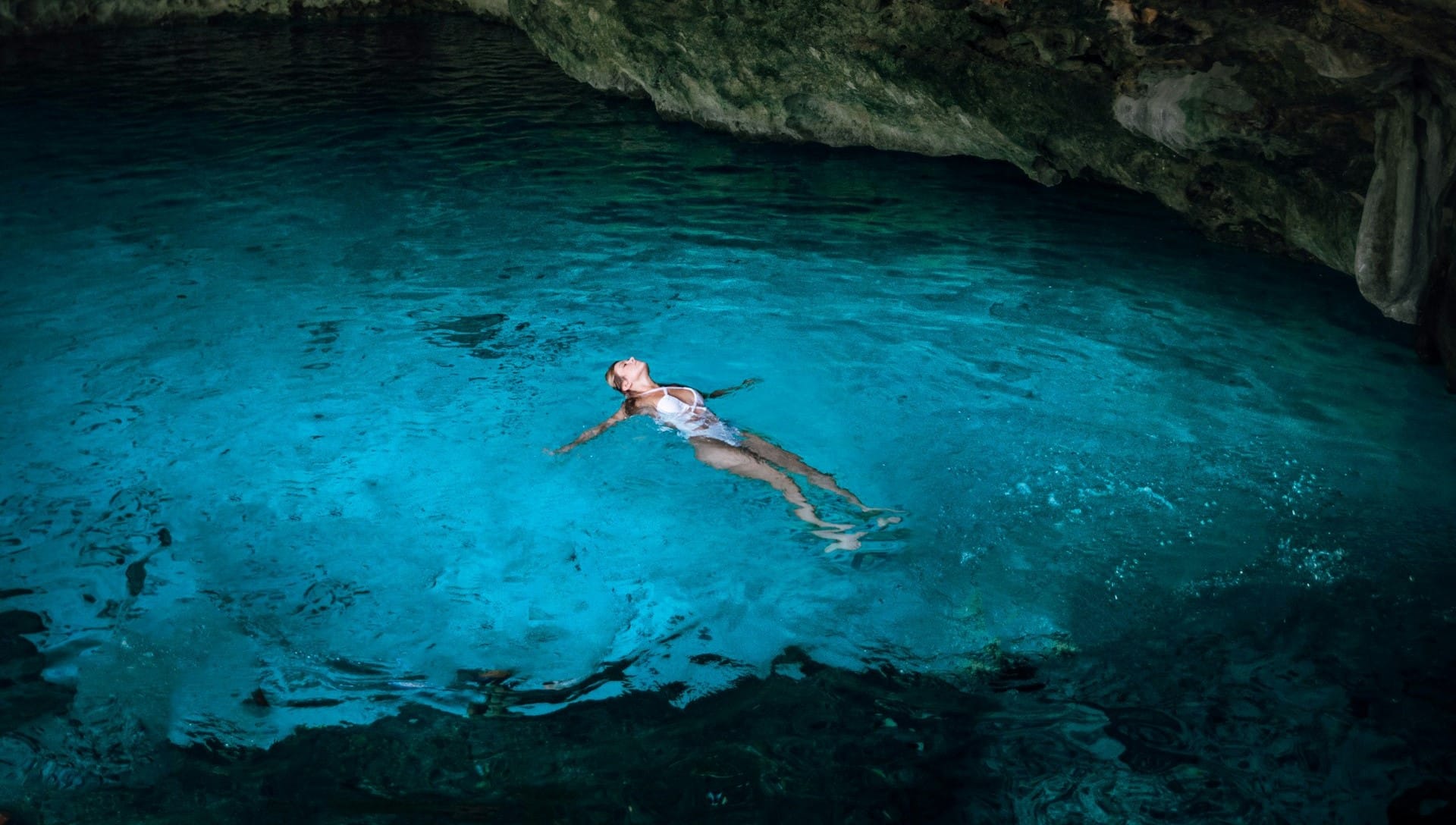 What to Wear to a Cenote