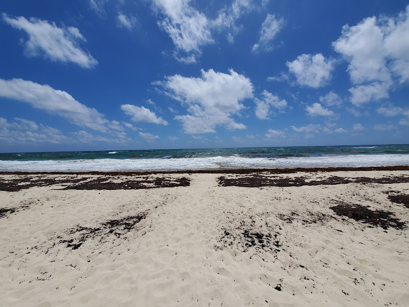 Ixpalbarco Beach in Cozumel