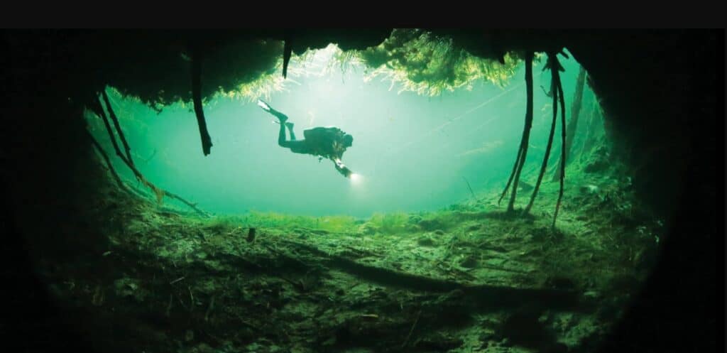 Cenote Naharon