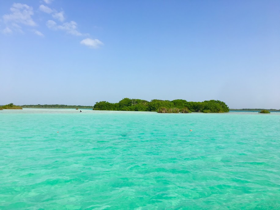 Pájaros Island in Bacalar