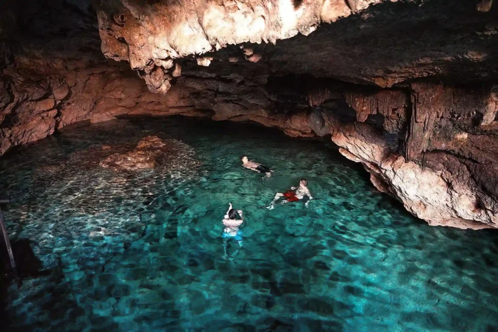 Cenote Sambulá Near Mérida